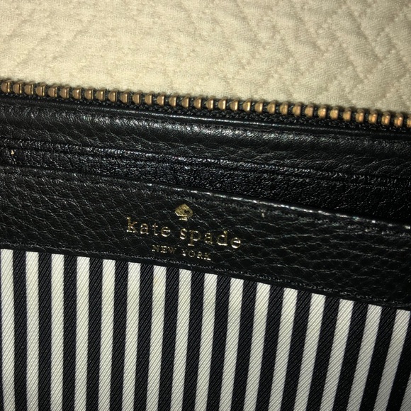 Kate Spade Wallet - Picture 4 of 6
